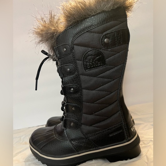 Sorel Women's Black Winter Boots - Picture 3 of 6